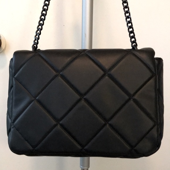 BADGLEY MISCHKA Large Diamond Quilted Crossbody Matte Studded  Letter Lock Bag - Picture 9 of 10